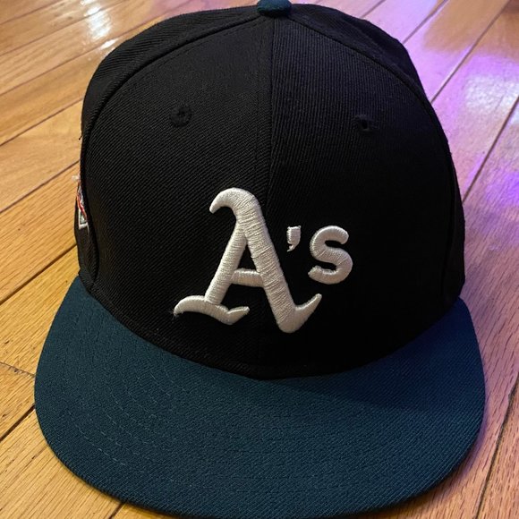 battle of the bay world series hat